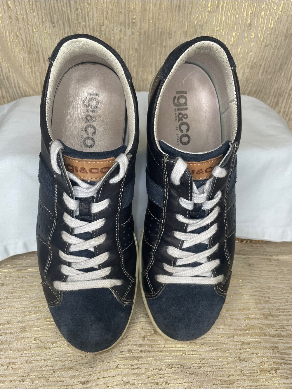 Igi & co. Men's Black Leather Navy Suede-Trim Lace-Up Sneakers Sz 41 Nice